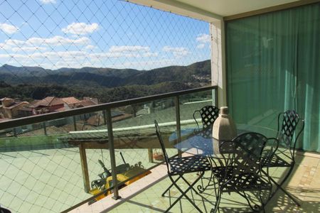 5_photo/00a69f345b.98a2f1197ddc2320-ATLAS-2bcae6b6-ed29-4f91-9669-8782b2fe122a.jpg de casa à venda com 3 quartos, 300m² em Cariocas, Nova Lima