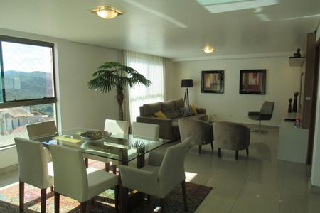 7_photo/00a69f345b.98a2f1197ddc2320-ATLAS-3108cf41-e0c5-4fd5-a230-87b7237a0d32.jpg de casa à venda com 3 quartos, 300m² em Cariocas, Nova Lima