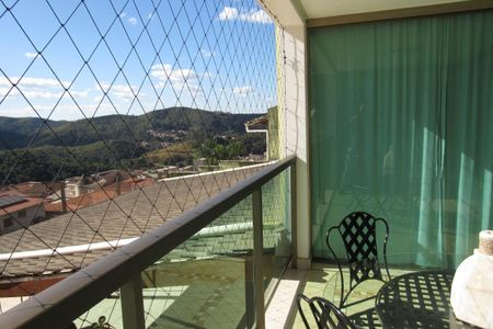 9_photo/00a69f345b.98a2f1197ddc2320-ATLAS-3e20565c-399b-4114-abbe-c6a5e82ca76c.jpg de casa à venda com 3 quartos, 300m² em Cariocas, Nova Lima