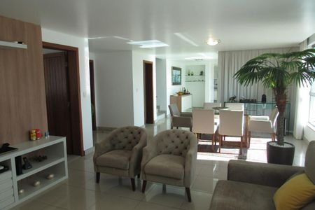 18_photo/00a69f345b.98a2f1197ddc2320-ATLAS-6097ff67-8414-41d9-89bb-ee0e7ef3cc54.jpg de casa à venda com 3 quartos, 300m² em Cariocas, Nova Lima