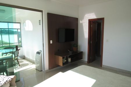 11_photo/00a69f345b.98a2f1197ddc2320-ATLAS-7634dd65-0c1a-4302-809c-cc88ee46655b.jpg de casa à venda com 3 quartos, 300m² em Cariocas, Nova Lima