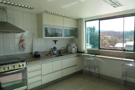 29_photo/00a69f345b.98a2f1197ddc2320-ATLAS-783a26e9-4472-4123-a6a6-8266470ea6b7.jpg de casa à venda com 3 quartos, 300m² em Cariocas, Nova Lima