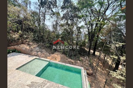 36_photo/00a69f361f.1168d7f35de77434-ATLAS-8c795bf3-5111-4923-8bfe-358edacb1bbe.jpg de casa de condomínio à venda com 4 quartos, 640m² em Chácara Silveira Ramos, Nova Lima