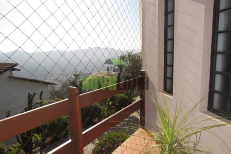 11_photo/00a69f3981.a9fe67ee86852afe-ATLAS-4df9f219-96b6-4783-a8ca-9e06e8975f0c.jpg de casa à venda com 4 quartos, 300m² em Quintas II, Nova Lima