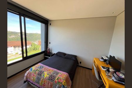 6_photo/00a69f3a03.ceff8192393c33de-ATLAS-24f39f94-2f19-46b1-80f7-57b801aaeaee.jpg de casa à venda com 3 quartos, 280m² em Quintas, Nova Lima