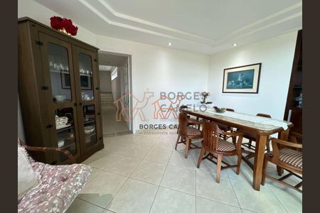 30_photo/00a69f3ae7.a653025800d65953-ATLAS-81e39a15-ce02-4a3f-a776-18f3d3a3a5a4.jpg de casa à venda com 3 quartos, 383m² em Quintas, Nova Lima