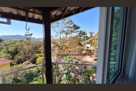 34_photo/00a69f3ae7.a653025800d65953-ATLAS-c5a62a24-0f99-48b5-b100-5322e37e46ff.jpg de casa à venda com 3 quartos, 383m² em Quintas, Nova Lima