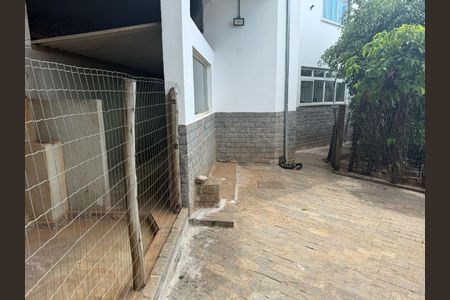 49_photo/00a69f3af7.8a734c1c2a3b006e-ATLAS-4b5d37cc-9952-48a7-b658-fe6981c1eb1e.jpg de casa à venda com 3 quartos, 383m² em Quintas, Nova Lima