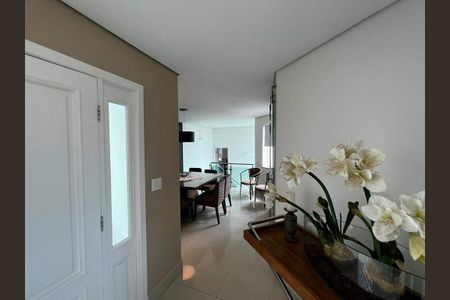 3_photo/00a69f3af7.8a734c1c2a3b006e-ATLAS-b67c3fa9-b491-4718-a3bf-54898e1b6d45.jpg de casa à venda com 3 quartos, 388m² em Quintas, Nova Lima