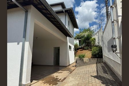 33_photo/00a69f3af7.8a734c1c2a3b006e-ATLAS-f624f07f-5262-49b9-b7fc-86274b1a493f.jpg de casa à venda com 3 quartos, 383m² em Quintas, Nova Lima