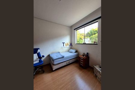 4_photo/00a69f3b15.5a85c5bdfef41cf9-ATLAS-14d8320a-15c5-4fcc-b6e9-92b3e6d7388c.jpg de casa à venda com 6 quartos, 400m² em Quintas, Nova Lima