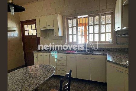 3_photo/00a69f3b97.72c99cad9401b729-ATLAS-1dc2abe6-3204-4504-b178-758e1276e732.jpg de casa à venda com 4 quartos, 430m² em Quintas, Nova Lima