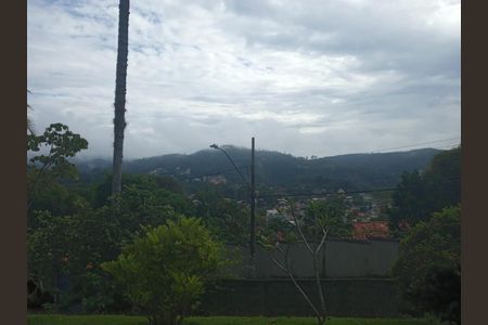 11_photo/00a69f3b9d.f0d246bad4da1cd5-ATLAS-ae51f3a4-fec5-4a09-a088-cd9e6fa2cdcb.jpg de casa à venda com 4 quartos, 300m² em Quintas, Nova Lima