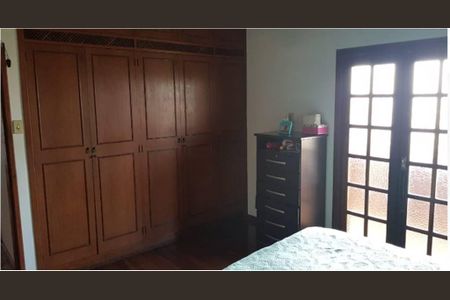 10_photo/00a69f3be7.437e93a170927d21-ATLAS-6597c62f-45a2-4e26-9871-dd16cb8656cb.jpg de casa à venda com 5 quartos, 400m² em Quintas, Nova Lima