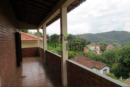 2_photo/00a69f3be7.437e93a170927d21-ATLAS-bbe9b763-ab09-4f26-98e2-8c2906f6b2d2.jpg de casa à venda com 4 quartos, 400m² em Quintas, Nova Lima
