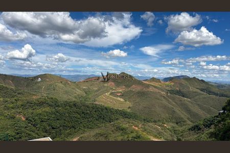 31_photo/00a69f4235.3714cccd63f8fe2d-ATLAS-ca7bf140-dafe-45c0-8eae-f665e9aa3fdb.jpg de apartamento à venda com 3 quartos, 86m² em Oswaldo Barbosa Pena II, Nova Lima