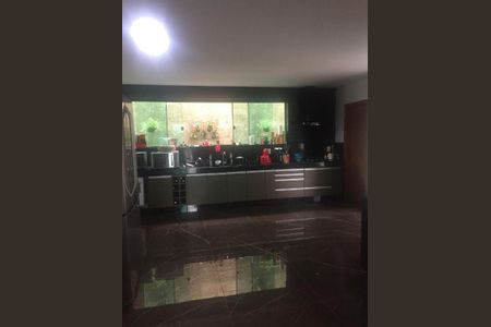 12_photo/00a69f4865.7e2ea02b9085bf9d-ATLAS-51796401-b689-44e8-a94a-a7f09d6cd3ff.jpg de casa à venda com 5 quartos, 321m² em A Definir Em Campo, Nova Lima