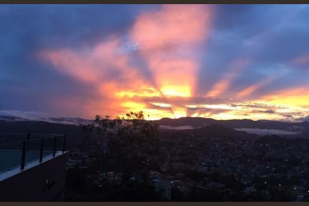 3_photo/00a69f4865.7e2ea02b9085bf9d-ATLAS-8669e698-4281-4c13-9d23-dcb4d09140ff.jpg de casa à venda com 5 quartos, 321m² em A Definir Em Campo, Nova Lima