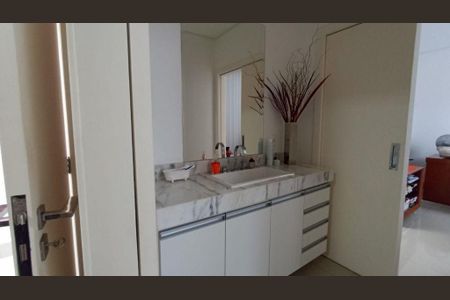 9_photo/00a69f491f.2008f600ea595daf-ATLAS-a2044583-e812-4bb6-91f9-2c54cd9ee0be.jpg de casa à venda com 3 quartos, 223m² em Chácara Silveira Ramos, Nova Lima