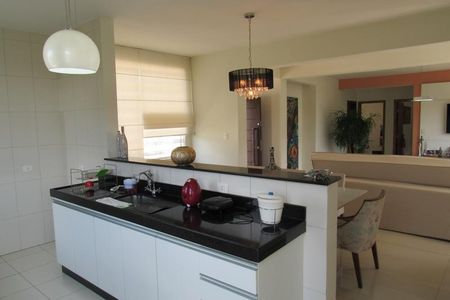 3_photo/00a69f6901.05acccb2dbb53537-ATLAS-453bed08-e027-4110-8abd-099eca9170ed.jpg de casa à venda com 3 quartos, 280m² em Fazenda do Benito, Nova Lima