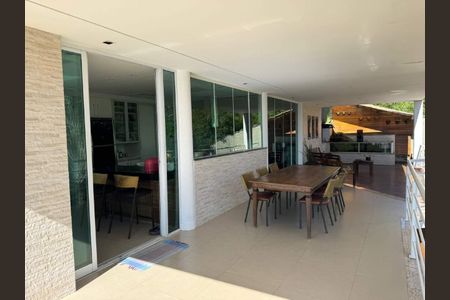 4_photo/00a6a1e075.f049d60be2a601bd-ATLAS-2194b44d-0161-48e3-b680-0d811bb9ad73.jpg de casa à venda com 3 quartos, 340m² em Vila do Ouro, Nova Lima