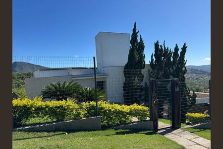 6_photo/00a6a1e075.f049d60be2a601bd-ATLAS-23e0d550-dd19-4f5c-9125-ff0277f3fef8.jpg de casa à venda com 3 quartos, 340m² em Vila do Ouro, Nova Lima