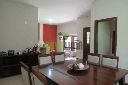 3_photo/00a6a1e159.eda30562fec2c246-ATLAS-7603117a-27b6-4973-8ddb-7de5a02e67c5.jpg de casa à venda com 4 quartos, 320m² em Arvoredo, Nova Lima