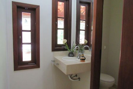 5_photo/00a6a1e159.eda30562fec2c246-ATLAS-8284a633-d1ee-4bb1-908f-488242ca0948.jpg de casa à venda com 3 quartos, 320m² em Arvoredo, Nova Lima