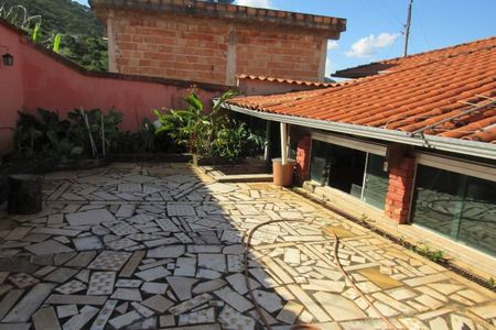 9_photo/00a6a1f98f.d55b36f64ebf45c1-ATLAS-ef42b5a2-3e9b-4e48-a19b-9cb2717774ad.jpg de casa à venda com 3 quartos, 200m² em Arvoredo, Nova Lima