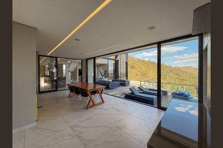 11_photo/00a6a2754f.34730a09c7934e52-ATLAS-9d97f17c-554b-4539-9b9b-925281be7b2b.jpg de casa de condomínio para alugar com 4 quartos, 584m² em Jardim Serrano, Nova Lima