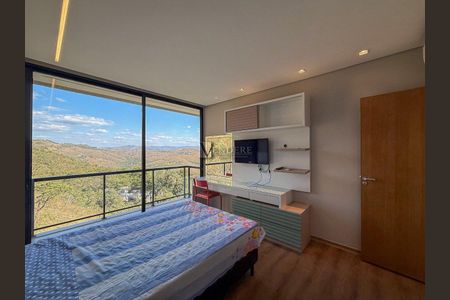 1_photo/00a6a2754f.34730a09c7934e52-ATLAS-a70bc082-ef3c-40dd-a70e-380d9fdfa3be.jpg de casa de condomínio para alugar com 4 quartos, 584m² em Jardim Serrano, Nova Lima