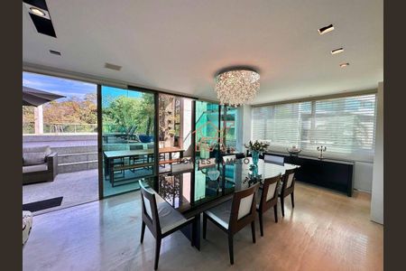 3_photo/00a6a2a2c9.203edebc634ce912-ATLAS-0a1d5fc1-3b00-4d57-aff8-e8bed10b91c3.jpg de apartamento à venda com 4 quartos, 517m² em Vila Castelo, Nova Lima