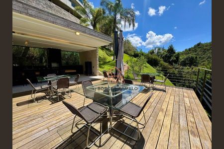 9_photo/00a6a2a2c9.203edebc634ce912-ATLAS-1e3ee00f-c37c-439a-8281-9fe59a1971c8.jpg de apartamento à venda com 4 quartos, 517m² em Vila Castelo, Nova Lima