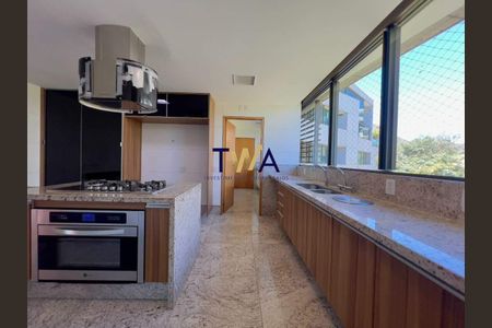 6_photo/00a6a2a2c9.646fae3a1fa4a2d8-ATLAS-b6706204-0745-46e6-8e53-d3eb8e1e2833.jpg de apartamento à venda com 4 quartos, 270m² em Vila Castelo, Nova Lima