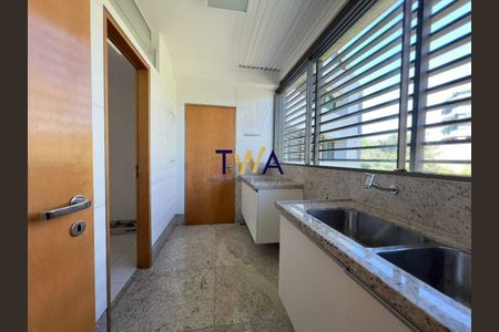 4_photo/00a6a2a2c9.646fae3a1fa4a2d8-ATLAS-d5337d4f-4da6-42b2-9387-ab5d65f2b900.jpg de apartamento para alugar com 4 quartos, 270m² em Vila Castelo, Nova Lima