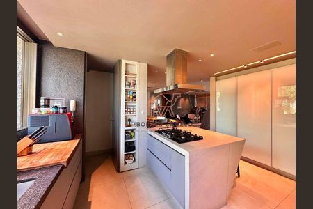 11_photo/00a6a2a2c9.e9c152c23d65b2ee-ATLAS-5c384546-67bf-409d-9d79-46bc62f5f0f4.jpg de apartamento à venda com 4 quartos, 322m² em Vila Castelo, Nova Lima