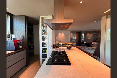 12_photo/00a6a2a2c9.e9c152c23d65b2ee-ATLAS-d9ca637b-21a2-4bc5-bf39-1cc762b2b3b4.jpg de apartamento à venda com 4 quartos, 322m² em Vila Castelo, Nova Lima