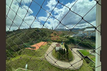 61_photo/00a6a2a3f7.e6e3016fdddb426f-ATLAS-58d91b6b-14df-40c6-a35c-86e381f29892.jpg de apartamento para alugar com 4 quartos, 158m² em Vale dos Cristais, Nova Lima