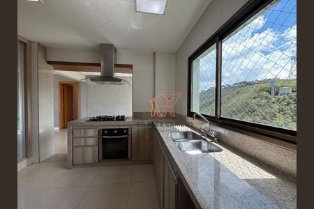 51_photo/00a6a2a3f7.e6e3016fdddb426f-ATLAS-605f06ee-f8be-4cc3-b8f3-a0a3191776d7.jpg de apartamento para alugar com 4 quartos, 158m² em Vale dos Cristais, Nova Lima