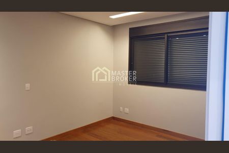 7_photo/00a6a2a9e3.23351eba74f1df34-ATLAS-7b062dda-1791-4a5c-971a-7b03bb7d3362.jpg de casa à venda com 4 quartos, 394m² em Vale do Sereno, Nova Lima