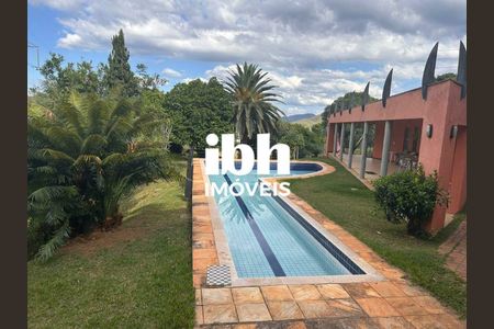 23_photo/00a6a2aea7.86fa7c56df5ec564-ATLAS-cca6aa3d-e304-44b6-bf89-5d8751ba5c5c.jpg de casa à venda com 3 quartos, 180m² em Vale do Sereno, Nova Lima