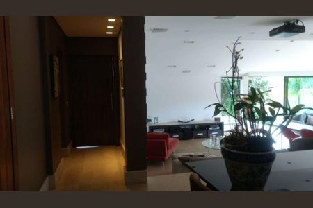 7_photo/00a6a2af73.364cdb59f22b30dd-ATLAS-1348c0b8-d73f-40b6-8c64-1df72fea0a3c.jpg de casa à venda com 4 quartos, 460m² em Vilage Terrasse, Nova Lima