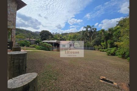 30_photo/00a6a2b19b.ec45c5915be217bb-ATLAS-a98d93d5-4847-4917-92b6-926f7f988416.jpg de casa à venda com 4 quartos, 500m² em Glebas Reais, Nova Lima