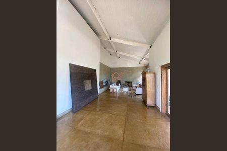 5_photo/00a6a2b53f.80a7f3f1b00bd23a-ATLAS-3b1a90df-d53b-4461-b231-06c998e0d809.jpg de casa à venda com 2 quartos, 228m² em Vila d'El Rey, Nova Lima