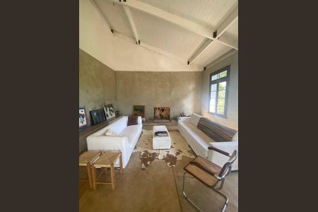 18_photo/00a6a2b53f.80a7f3f1b00bd23a-ATLAS-8ab7c043-2922-4aa2-9357-1a3c5a0e3223.jpg de casa à venda com 2 quartos, 228m² em Vila d'El Rey, Nova Lima