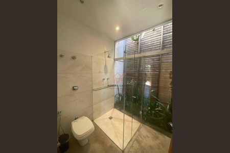 2_photo/00a6a2b53f.80a7f3f1b00bd23a-ATLAS-ea93c3f6-4a78-4be6-b59a-5d937af37176.jpg de casa à venda com 2 quartos, 228m² em Vila d'El Rey, Nova Lima