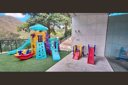 38_photo/00a6a2bd11.11b8ab1006fdd11f-ATLAS-6b3131ca-b64d-46a9-960e-49fdbe504f04.jpg de apartamento à venda com 3 quartos, 384m² em Vale dos Cristais, Nova Lima