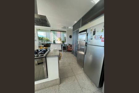 51_photo/00a6a2bd11.7889d1a41863a4b9-ATLAS-bb997351-69f8-4c99-aada-c1cd201df0d3.jpg de apartamento para alugar com 4 quartos, 380m² em Vale dos Cristais, Nova Lima