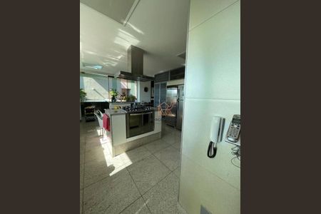 27_photo/00a6a2bd11.7889d1a41863a4b9-ATLAS-c692bc10-a3f7-4d50-bcc7-65c6c08f1751.jpg de apartamento para alugar com 4 quartos, 380m² em Vale dos Cristais, Nova Lima