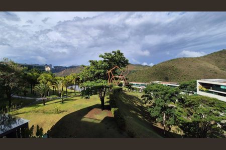 23_photo/00a6a2bd11.e5e7d131f56b8cde-ATLAS-519ba51e-90a0-41d9-b153-000c551faa2f.jpg de apartamento à venda com 4 quartos, 210m² em Vale dos Cristais, Nova Lima